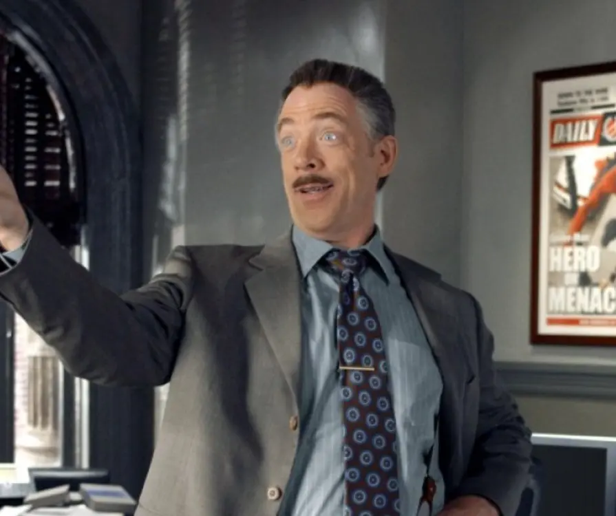 J. K. Simmons interpretó a J. Jonah Jameson, el jefe de Peter