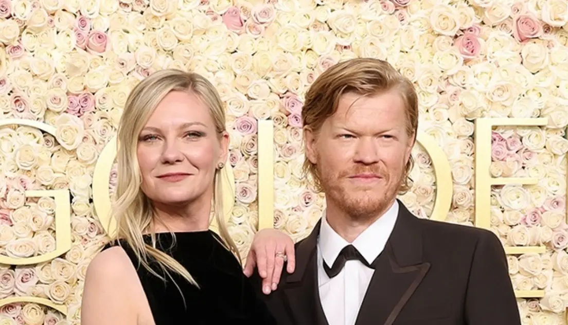 Ahora tiene 43 años, está casada con el actor Jesse Plemons y tienen dos hijos. Ha trabajado en películas como 'El poder del perro' y 'Midnight Special'.