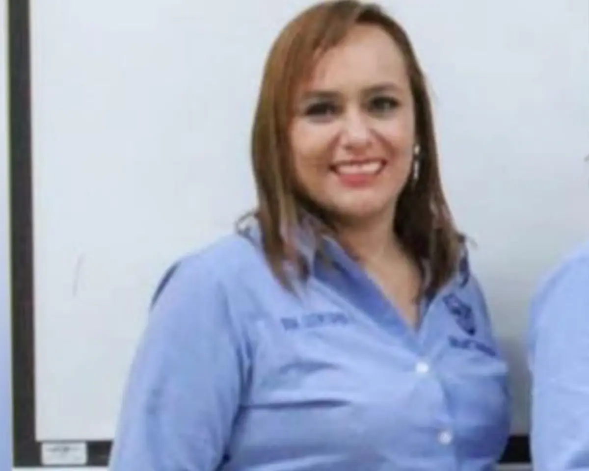 En la denuncia, Lucero señaló que Gustavo Alonso Chávez, también docente, había intentado quemarla viva rociándola con gasolina. Facebook.