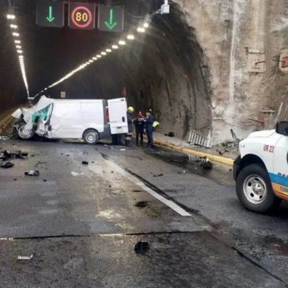 Tragedia en la Supervía Poniente: tres jóvenes mueren en fatal choque