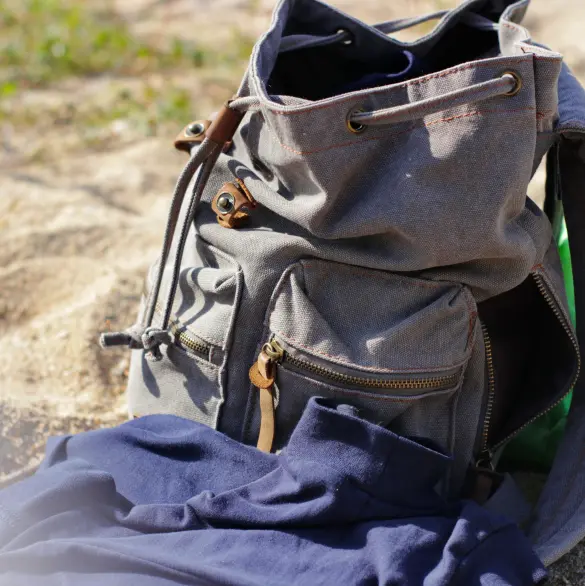 ¿Cómo restaurar y renovar una mochila desgastada?