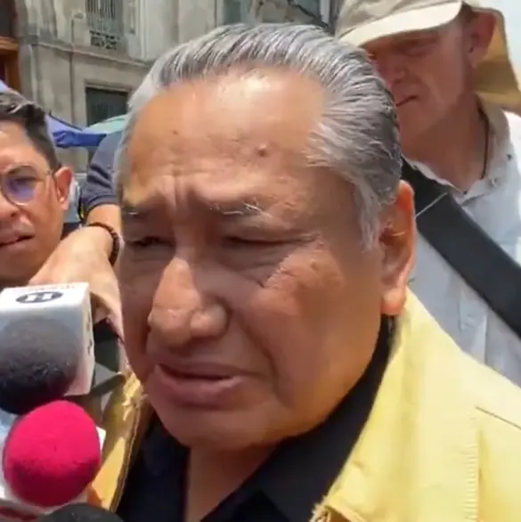 Fiscal del caso Ayotzinapa admite que buscan "cadáveres" de los 43 normalistas; padres exigen su destitución