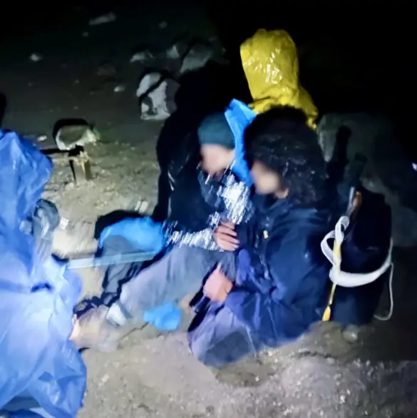 Rescatan a tres excursionistas extraviados en el Nevado de Toluca