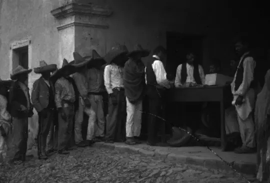 Las primeras elecciones en México fueron algo revolucionario. Las primeras elecciones en México fueron algo revolucionario.