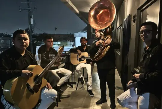 Al parecer encontraron a los integrantes de Grupo Fugitivo. Al parecer encontraron a los integrantes de Grupo Fugitivo.