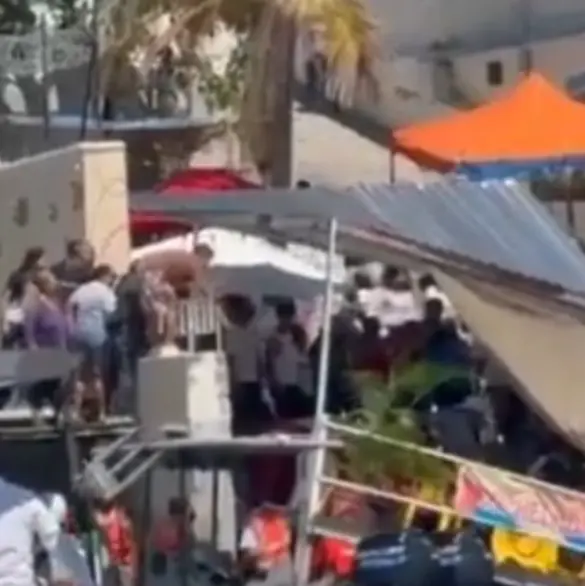 Tragedia en Tequesquitengo: muelle se desploma y 30 personas caen al agua