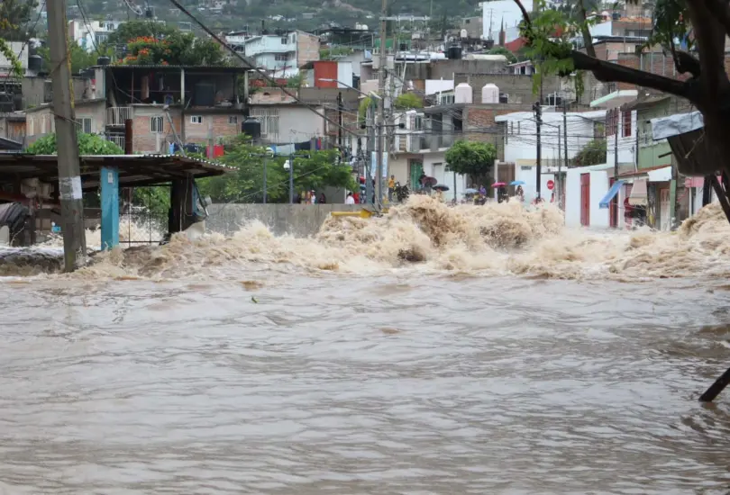 La devastación de los huracanes en México. La devastación de los huracanes en México.