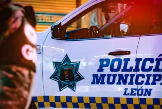 La agresión ocurrió dentro de su propio negocio, donde además resultó lesionado el ex empleado, quien fue detenido. La agresión ocurrió dentro de su propio negocio, donde además resultó lesionado el ex empleado, quien fue detenido.