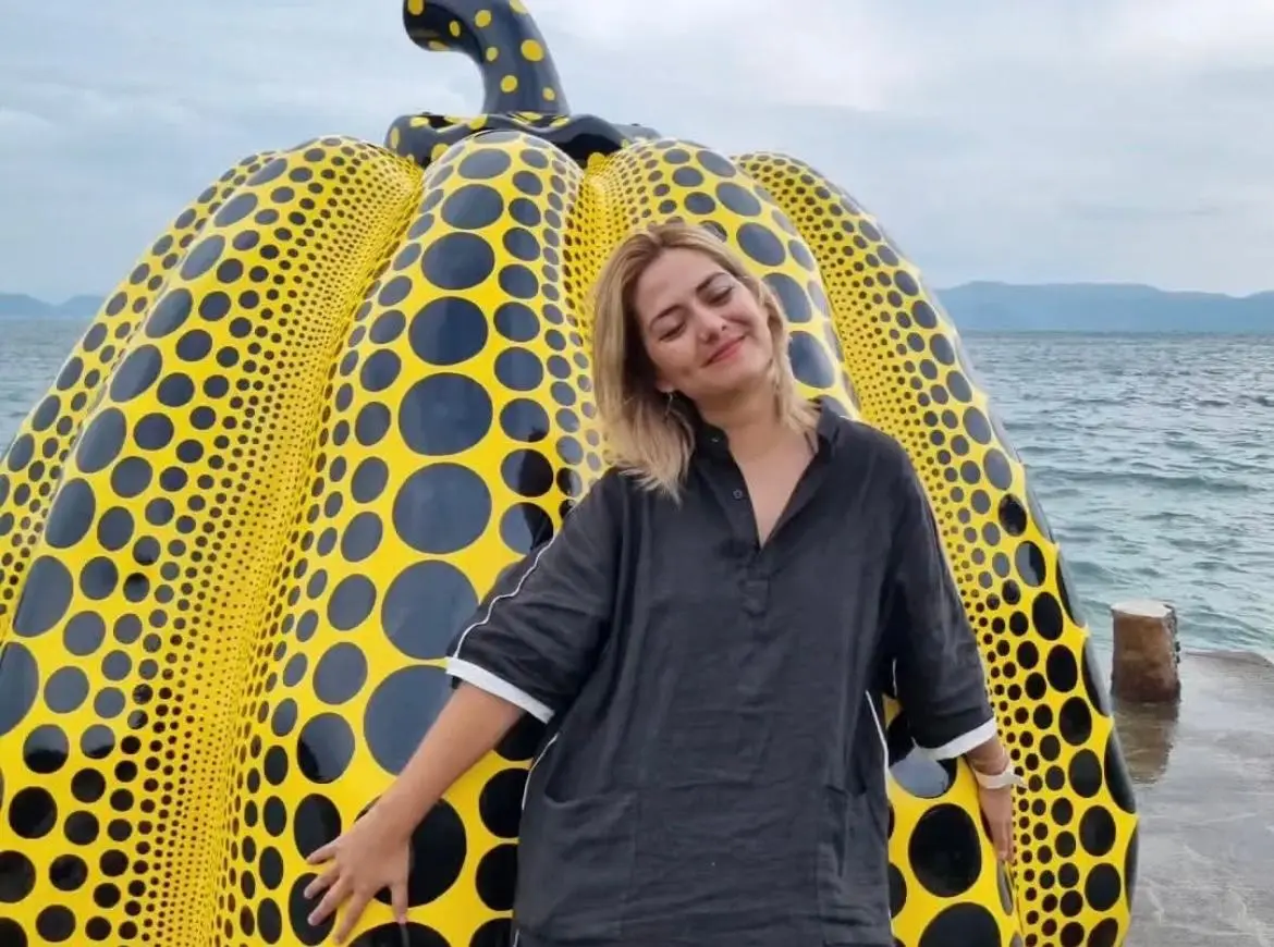 Fue la primera conductora en abandonar el programa 'Hit M3'.<br><br>