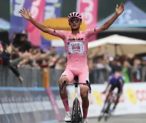 Isaac del Toro, segundo en el Giro de Italia tras dramático cierre en la Etapa 20