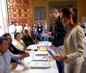 ¡Qué viva la democracia: Sheinbaum vota en histórica elección para renovar el Poder Judicial