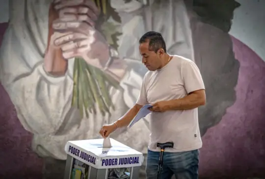 Las primeras elecciones judiciales de México solo alcanzan un 13% de participación. Las primeras elecciones judiciales de México solo alcanzan un 13% de participación.