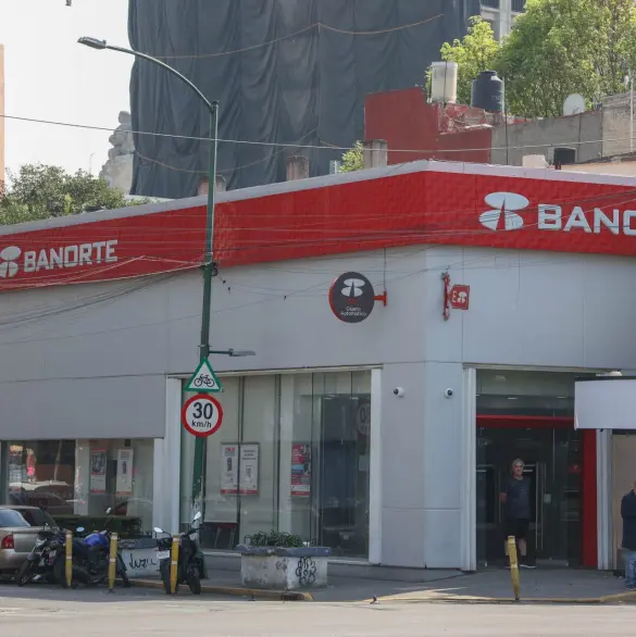 Banorte advierte sobre nueva estafa por SMS: así roban tu dinero e información