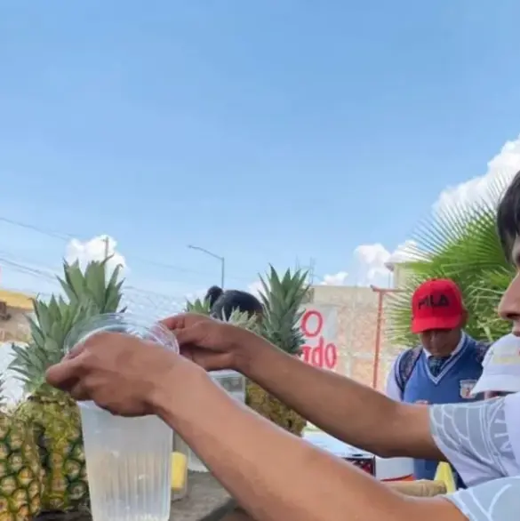Misael regresa a vender fruta tras brutal golpiza en Tehuacán, Puebla 
