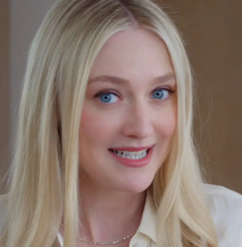 Ahora tiene 31 a&ntilde;os, ha trabajado en pel&iacute;culas como 'The Equalizer 3' y 'The Nightingale'.