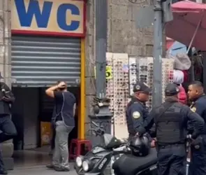 Hallan a mujer muerta en baños públicos del Centro CDMX; entró sola y no volvió a salir