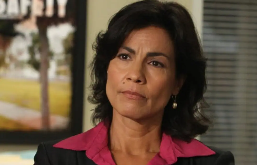 Ahora tiene 66 a&ntilde;os, est&aacute; casada con el actor Peter Strauss y es madre de una hija. Ha tenido apariciones en series como 'The Act' y 'Homeland'.