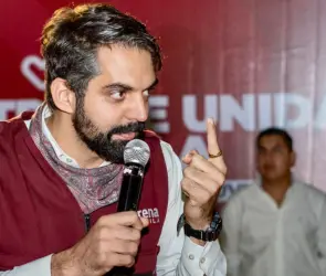 Agreden a Antonio Attolini, diputado de Morena, al salir de concierto de Miguel Bosé en Torreón