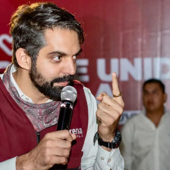Agreden a Antonio Attolini, diputado de Morena, al salir de concierto de Miguel Bosé en Torreón