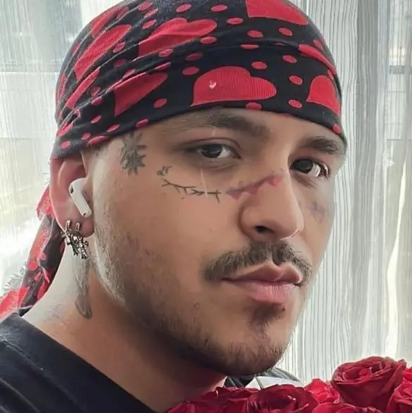 Así ha sido la transformación física de Christian Nodal