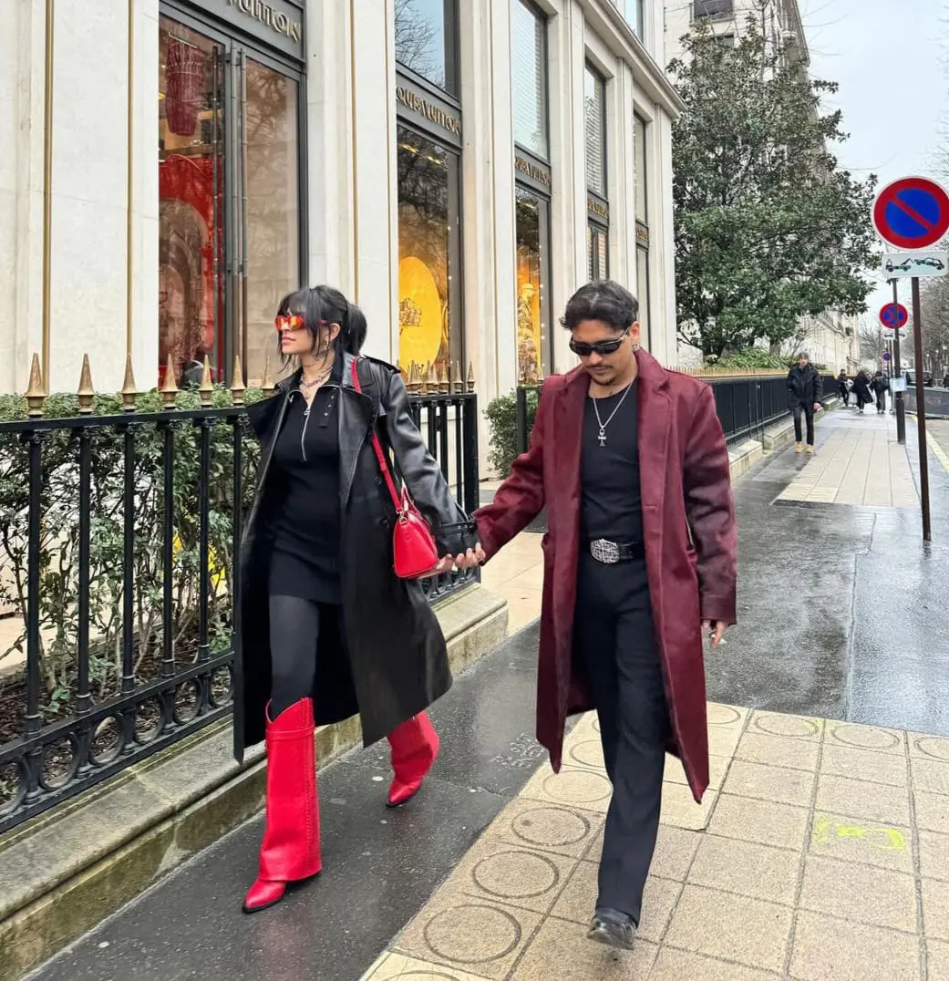 A raíz de su paternidad, inició un proceso para eliminar los tatuajes faciales, aunque conserva los del resto del cuerpo.