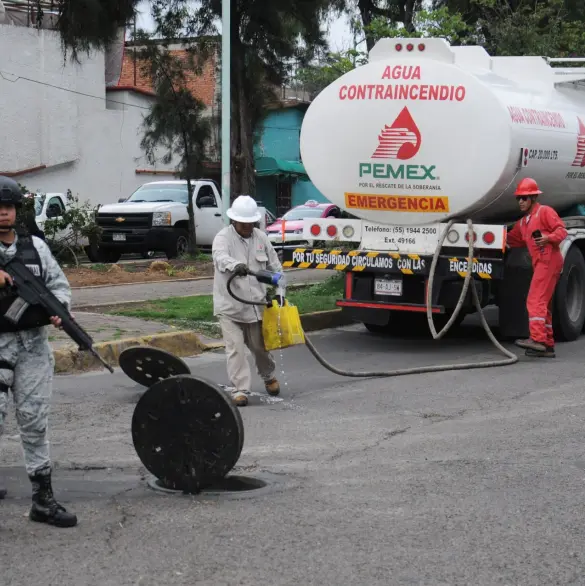Semana negra para el huachicol: seis muertos en derrumbe de túnel clandestino