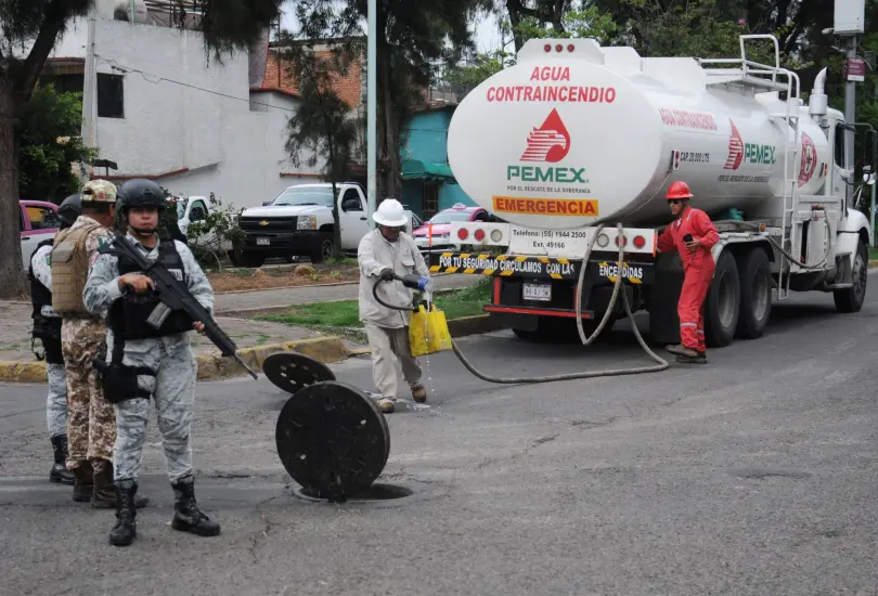 Seis muertos en derrumbe de túnel clandestino de huachicol Seis muertos en derrumbe de túnel clandestino de huachicol