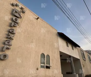 Hombre cae y muere tras acudir a motel con su esposa y una amiga en Coahuila