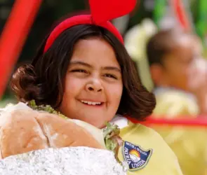 Así luce ahora la actriz que hizo a Polita en Vivan los niños