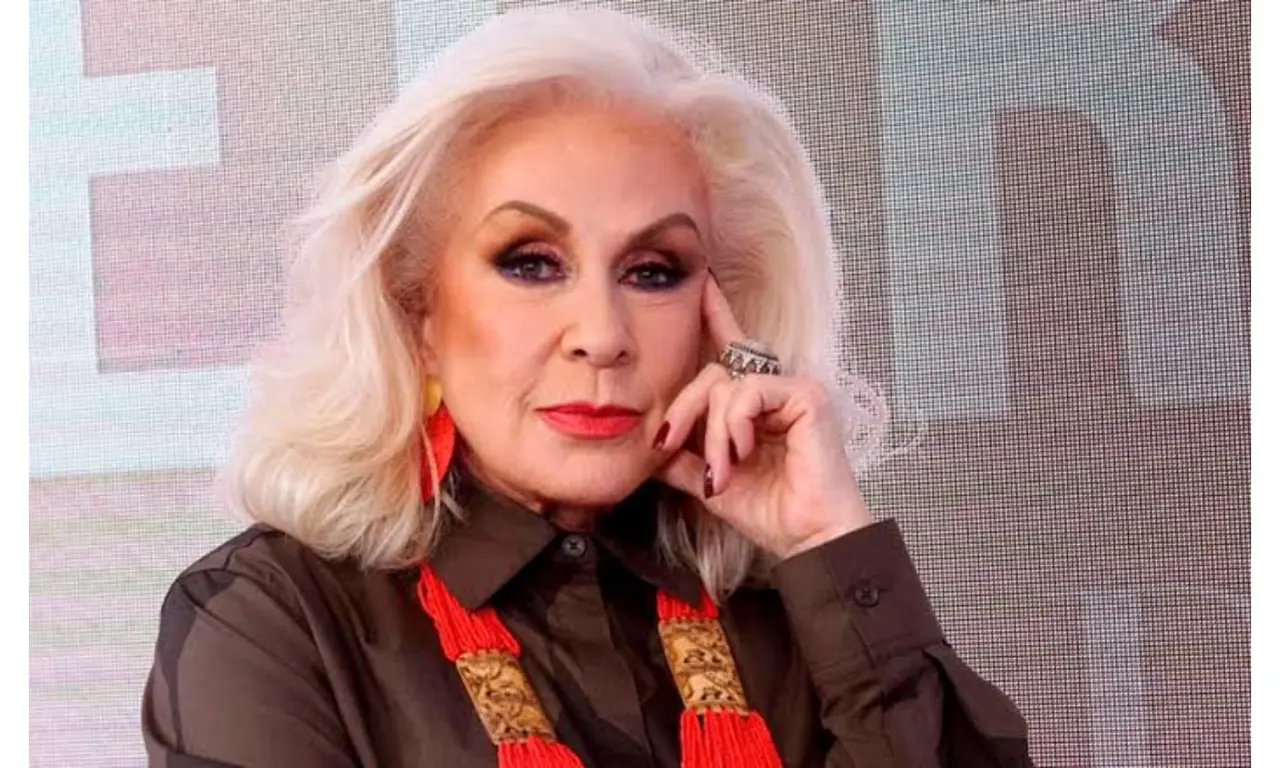  Laura Zapata se queda sin trabajo por sus posturas ultraderechistas 