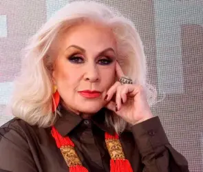 Laura Zapata se queda sin trabajo por sus posturas ultraderechistas