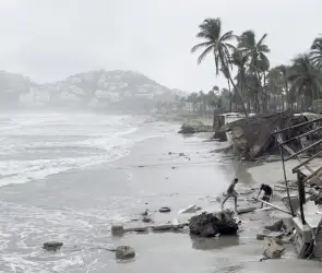 Tormenta tropical Dalila destruye al menos 5 restaurantes en Acapulco