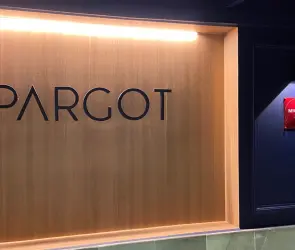 Sujetos en moto atacan a tiros el restaurante Pargot en la colonia Roma