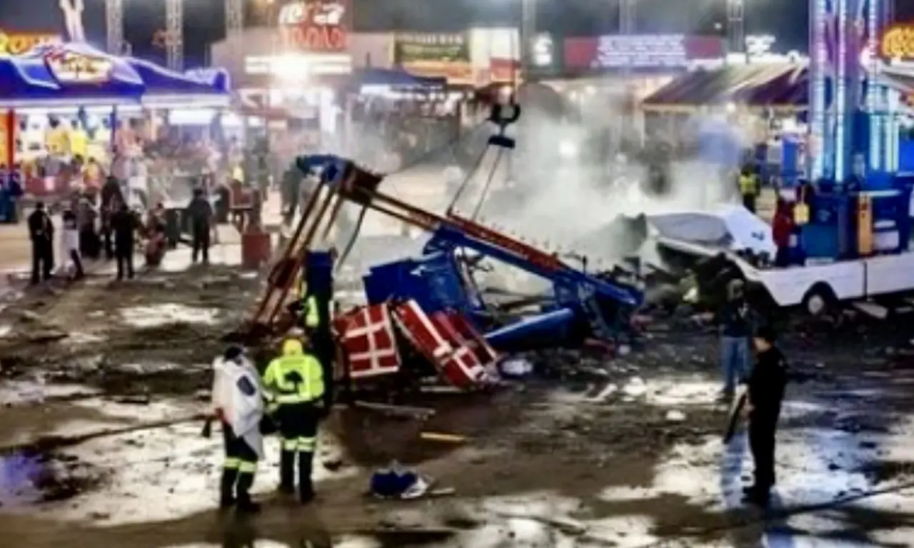  Juego mecánico falla en feria de El Carmen y deja siete menores heridos 