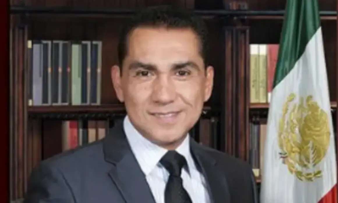 Concedió un amparo para José Luis Abarca exalcalde de Iguala. Especial.