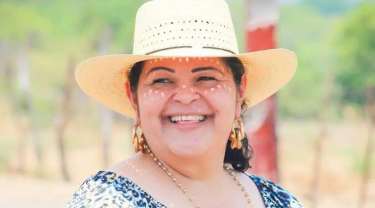  Mendoza era cuñada de El Abuelo Farías, presunto líder criminal en la región de Tierra Caliente. 