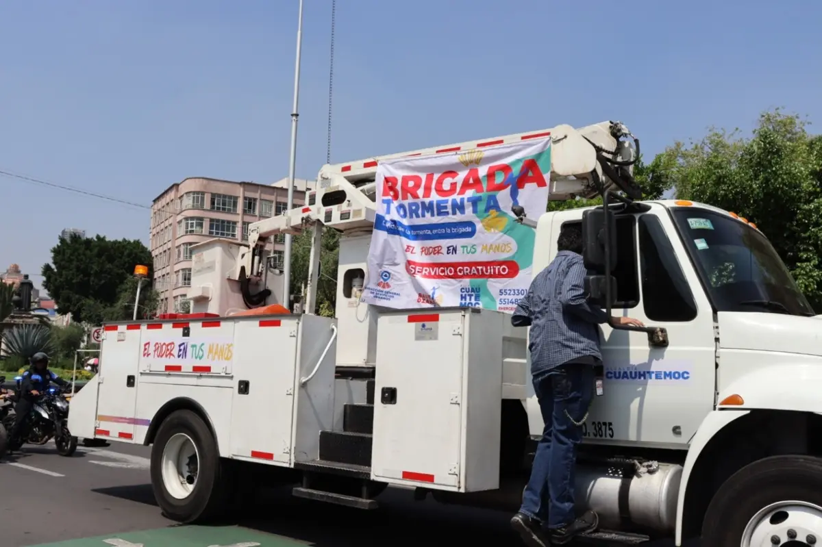 Brigada Tormenta es una fuerza especial compuesta por más de 120 trabajadores. Alcaldía Cuauhtémoc.