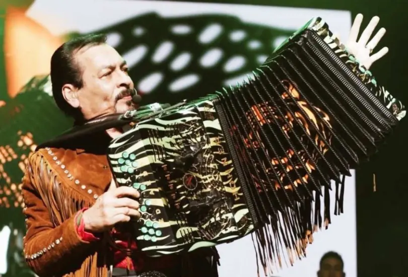 Una publicación en Instagram desató rumores sobre la supuesta muerte del músico, pero todo fue una confusión por un mensaje. Una publicación en Instagram desató rumores sobre la supuesta muerte del músico, pero todo fue una confusión por un mensaje.