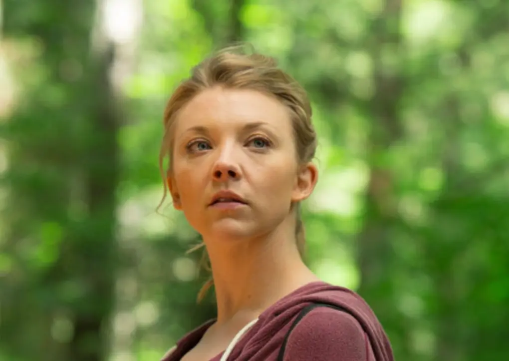 Ahora tiene 43 años y mantiene un noviazgo con David Oakes. Ha participado en producciones como 'Game of Thrones' y 'The Hunger Games'.