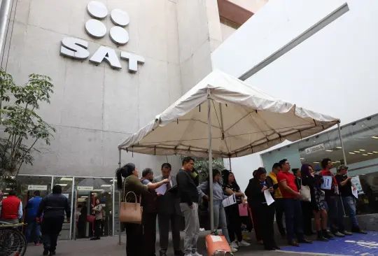 ¿Cómo saber si tienes adeudos con el SAT?