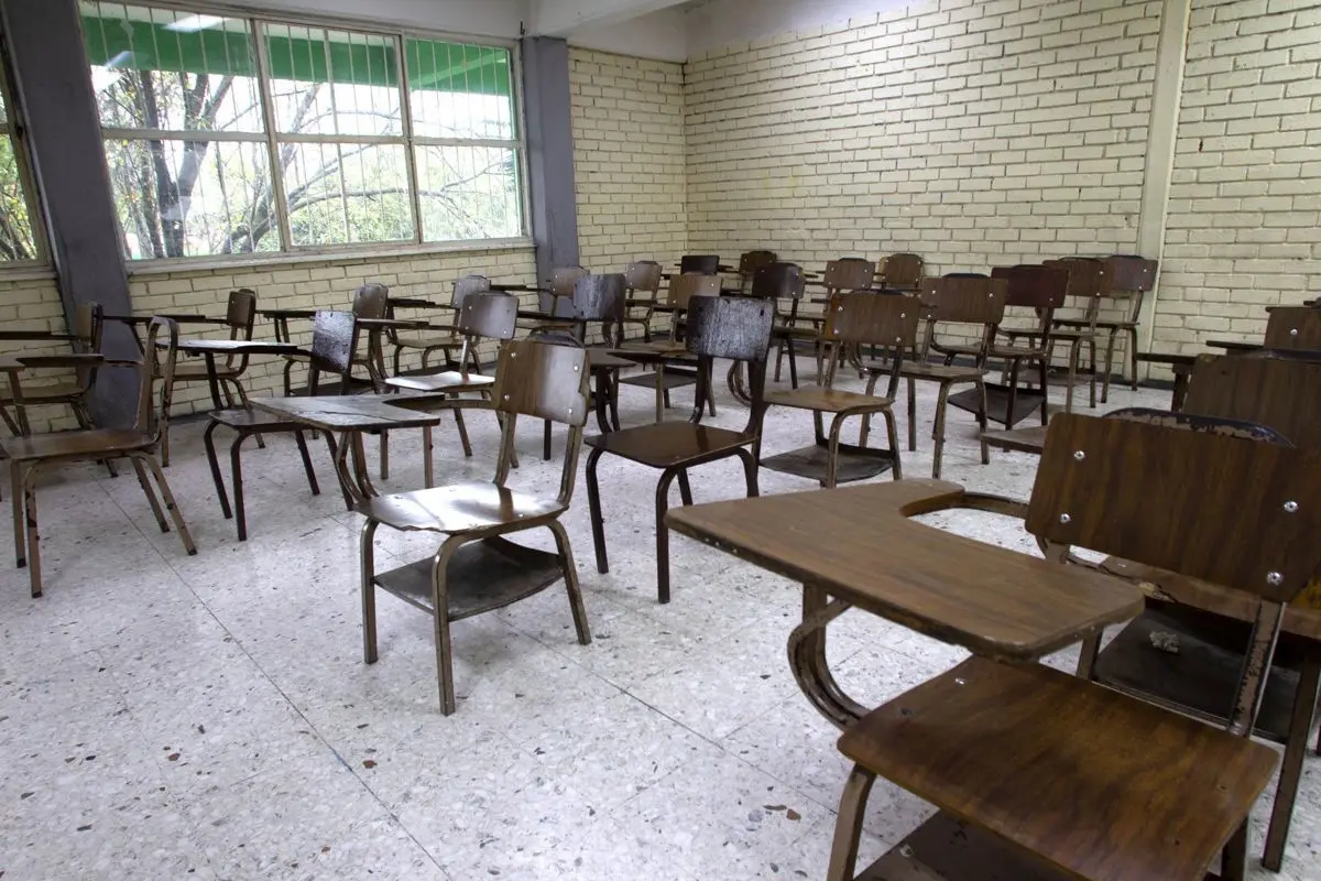 Los padres de familia deben estar atentos a las fechas de regularización y entrega de boletas. Cuartoscuro.