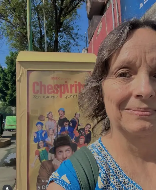 Tiene una organización llamada La Morada, que ayuda a personas en situación vulnerable, y una marca llamada Mezcla, que usa para financiar la ONG.