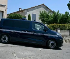 Novia es asesinada por encapuchados al salir de su boda