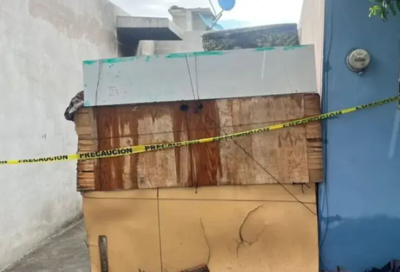 El joven fue trasladado de urgencia por paramédicos de una ambulancia privada. El joven fue trasladado de urgencia por paramédicos de una ambulancia privada.