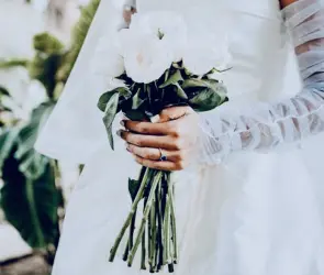 Novia muere en plena boda tras ataque de comando armado: esto se sabe