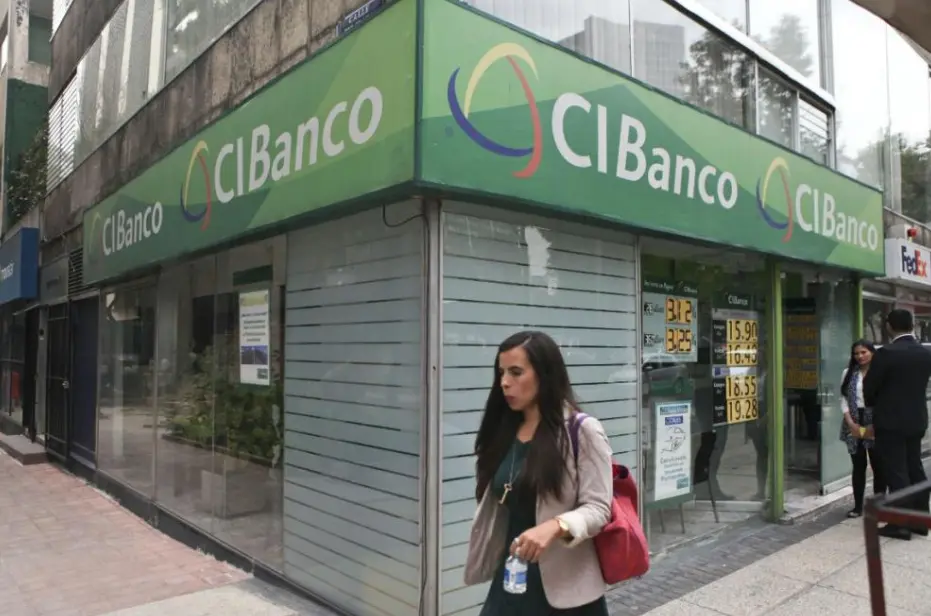 CI Banco sucursal. Especial