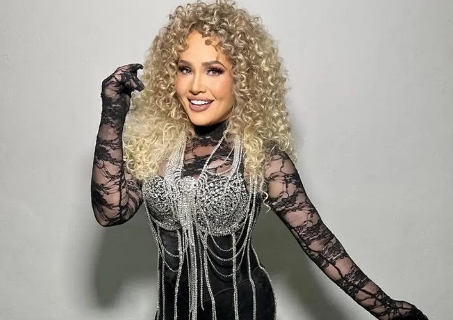 En 2018, sorprendió al participar en 'La Voz México' de Televisa, donde llegó hasta la semifinal.