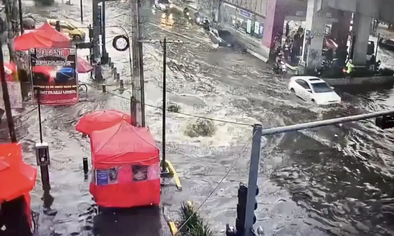  Activan alerta roja por lluvias en CDMX: alcaldías afectadas | VIDEOS 