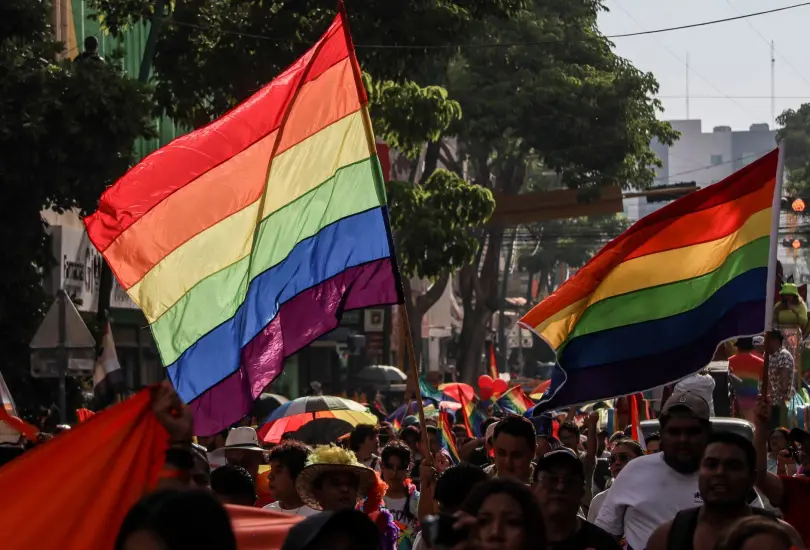 Van los detalles de la marcha del orgullo LGBT+. Van los detalles de la marcha del orgullo LGBT+.