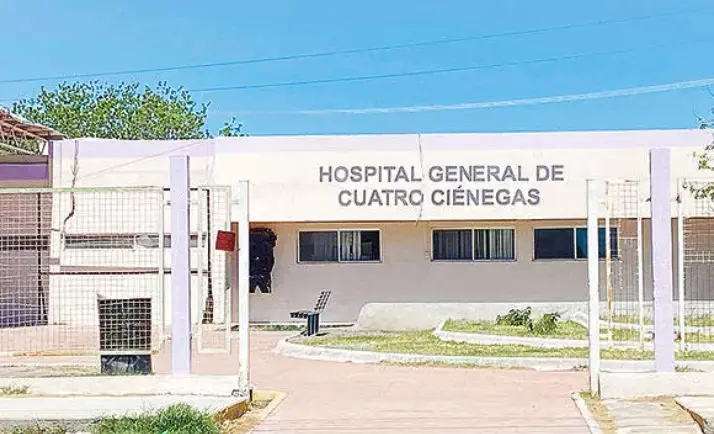 Fue trasladada de emergencia al Hospital General de Cuatro Ciénegas, donde los médicos confirmaron que ya no contaba con signos vitales al ingresar. Especial.